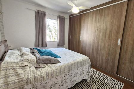 Casa à venda com 3 quartos, 102m² em Parque Vitoria, São Paulo