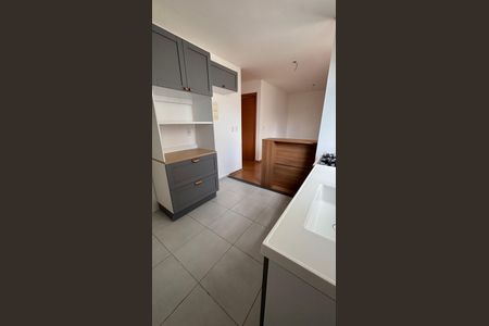 Cozinha de apartamento para alugar com 2 quartos, 45m² em Residencial Alvaluz, Aparecida de Goiânia
