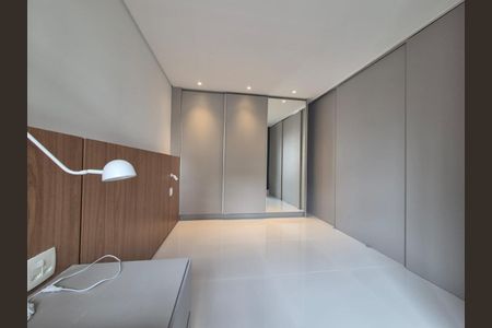 Apartamento à venda com 44m², 1 quarto e 1 vaga