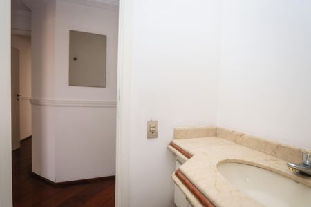 Apartamento à venda com 138m², 3 quartos e 3 vagas Apartamento à venda com 138m², 3 quartos e 3 vagasLavabo