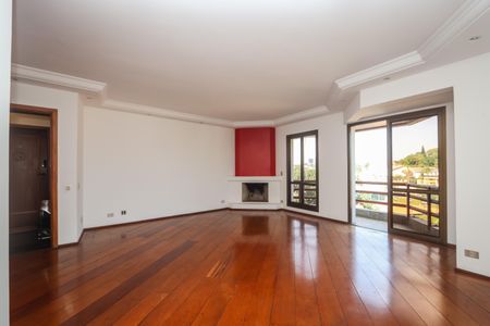 Sala de apartamento para alugar com 3 quartos, 138m² em Vila Sonia, São Paulo