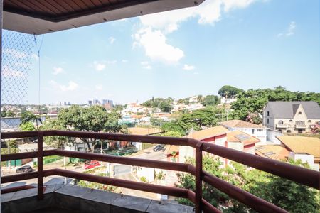 Apartamento à venda com 138m², 3 quartos e 3 vagas Apartamento à venda com 138m², 3 quartos e 3 vagasVaranda