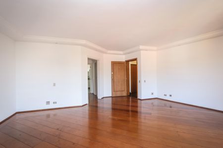 Apartamento à venda com 138m², 3 quartos e 3 vagas Apartamento à venda com 138m², 3 quartos e 3 vagasSala
