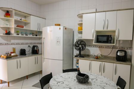 Casa de condomínio à venda com 87m², 2 quartos e 1 vaga Casa de condomínio à venda com 87m², 2 quartos e 1 vagaCozinha