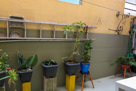 Casa de condomínio à venda com 87m², 2 quartos e 1 vaga Casa de condomínio à venda com 87m², 2 quartos e 1 vagaVista do Quarto 2