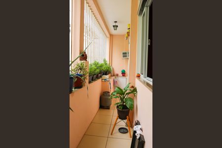 Casa de condomínio à venda com 87m², 2 quartos e 1 vaga Casa de condomínio à venda com 87m², 2 quartos e 1 vagaVaranda de Entrada