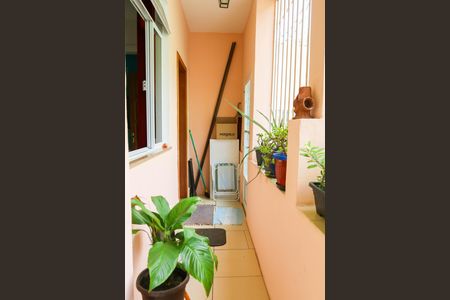 Casa de condomínio à venda com 87m², 2 quartos e 1 vaga Casa de condomínio à venda com 87m², 2 quartos e 1 vagaVaranda de Entrada