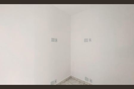 Quarto 1 de apartamento para alugar com 2 quartos, 44m² em Vila Sao Francisco, São Paulo