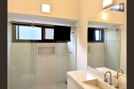 Casa à venda com 4 quartos, 252m² em Alphaville, Santana de Parnaíba