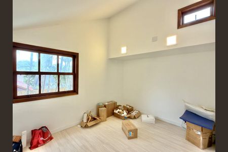 Casa à venda com 4 quartos, 252m² em Alphaville, Santana de Parnaíba