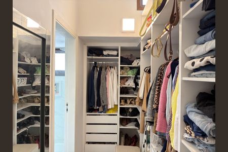 Casa à venda com 4 quartos, 252m² em Alphaville, Santana de Parnaíba