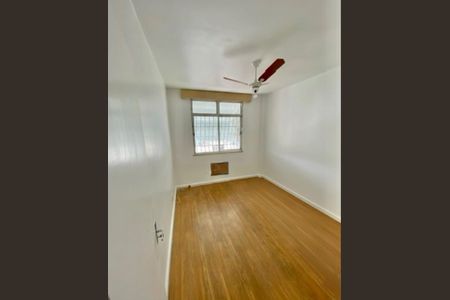 Apartamento à venda com 75m², 2 quartos e 1 vagaQuarto 2