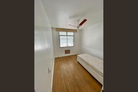 Apartamento à venda com 75m², 2 quartos e 1 vagaQuarto 2