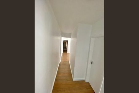 Apartamento à venda com 75m², 2 quartos e 1 vagaCorredor 