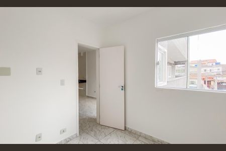 Quarto 1 de apartamento para alugar com 2 quartos, 44m² em Vila Sao Francisco, São Paulo