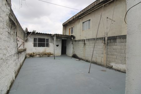 Casa para alugar com 150m², 1 quarto e 1 vagaQuintal Fundo