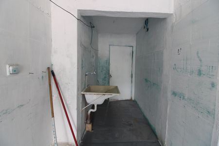 Casa para alugar com 150m², 1 quarto e 1 vagaÁrea de Serviço 2