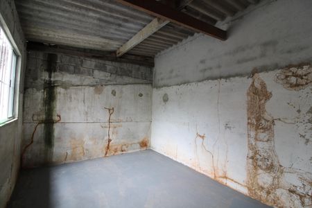 Casa para alugar com 150m², 1 quarto e 1 vagadepósito fundo