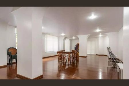 Apartamento à venda com 130m², 3 quartos e 3 vagas