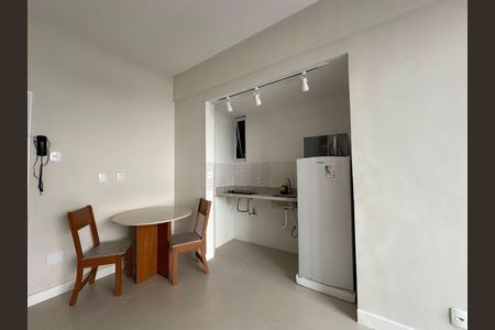 Apartamento à venda com 1 quarto, 34m² em Copacabana, Rio de Janeiro