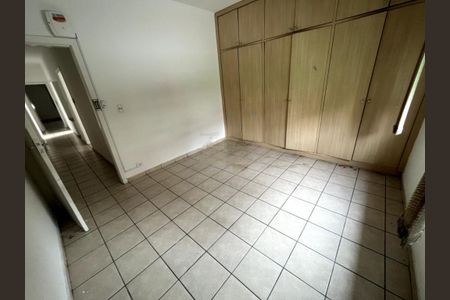 Casa à venda com 3 quartos, 280m² em Vila Gustavo, São Paulo