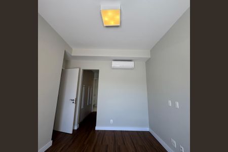 Apartamento à venda com 4 quartos, 342m² em Vila Cordeiro, São Paulo