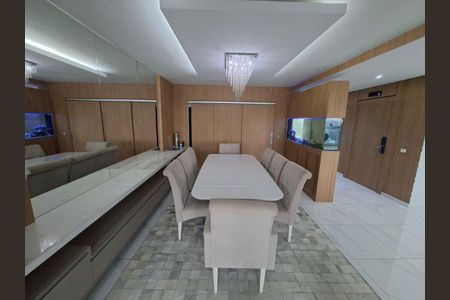 Apartamento à venda com 4 quartos, 241m² em Água Branca, São Paulo