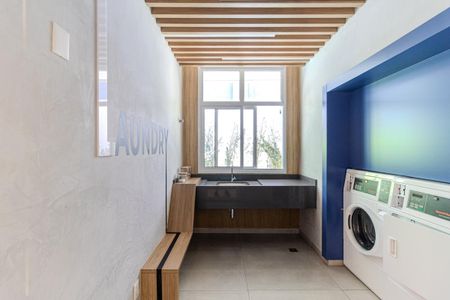 Studio para alugar com 25m², 1 quarto e sem vaga Studio para alugar com 25m², 1 quarto e sem vagaLavanderia