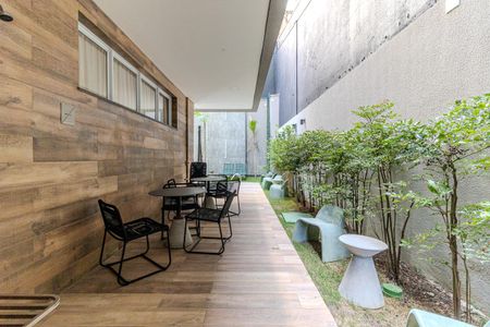 Studio para alugar com 25m², 1 quarto e sem vaga Studio para alugar com 25m², 1 quarto e sem vagaSalão de Festas