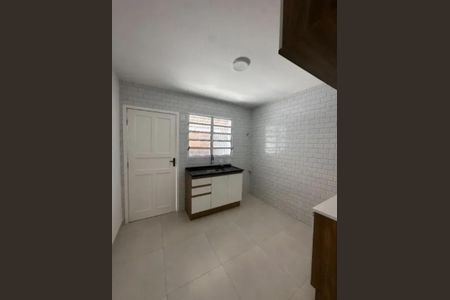 Casa de condomínio para alugar com 70m², 2 quartos e 2 vagas Casa de condomínio para alugar com 70m², 2 quartos e 2 vagasCozinha