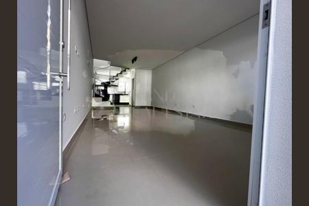Casa à venda com 3 quartos, 100m² em Jardim Juá, São Paulo