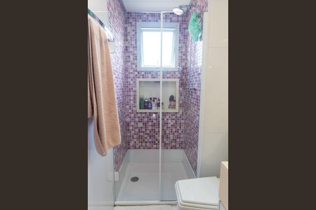 Apartamento à venda com 108m², 3 quartos e 3 vagas Apartamento à venda com 108m², 3 quartos e 3 vagasBanheiro Social