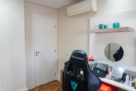 Apartamento à venda com 108m², 3 quartos e 3 vagas Apartamento à venda com 108m², 3 quartos e 3 vagasQuarto 2