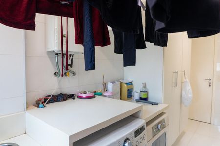 Apartamento à venda com 108m², 3 quartos e 3 vagas Apartamento à venda com 108m², 3 quartos e 3 vagasÁrea de Serviço