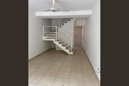 Casa de condomínio para alugar com 70m², 2 quartos e 2 vagasSala