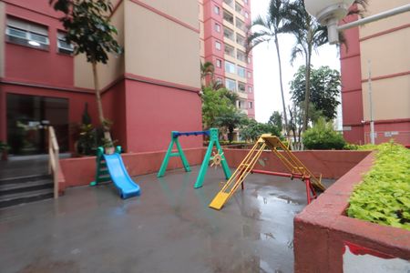 Apartamento para alugar com 55m², 2 quartos e 1 vagaÁrea comum - Playground