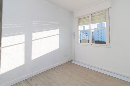 Sala de apartamento para alugar com 2 quartos, 46m² em Cavalhada, Porto Alegre