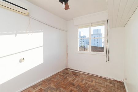 Quarto 2 de apartamento para alugar com 2 quartos, 46m² em Cavalhada, Porto Alegre