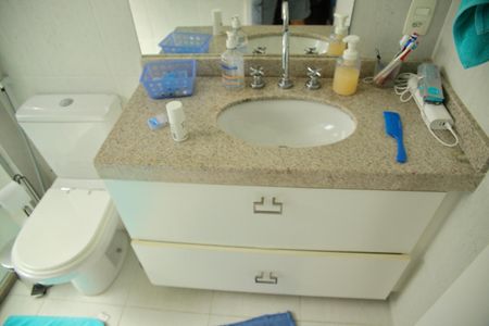 Apartamento à venda com 155m², 3 quartos e 3 vagasBanheiro Suíte 2 