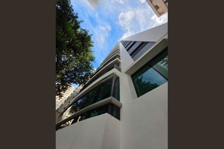 Apartamento para alugar com 70m², 2 quartos e 2 vagas
