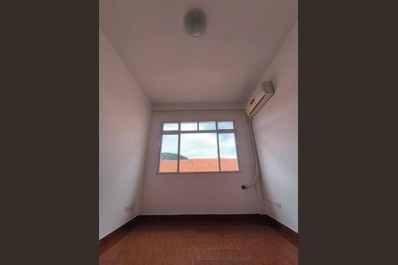 Sala de apartamento para alugar com 1 quarto, 60m² em Vila Valenca, São Vicente