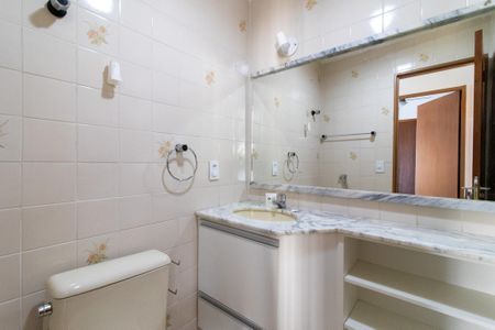 Apartamento à venda com 74m², 2 quartos e 1 vaga Apartamento à venda com 74m², 2 quartos e 1 vagaBanheiro