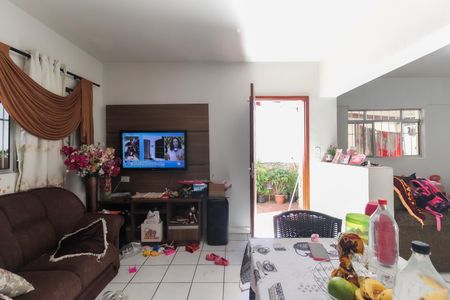 Casa à venda com 250m², 4 quartos e 3 vagas Casa à venda com 250m², 4 quartos e 3 vagasSala Casa 2