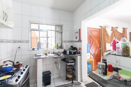 Casa à venda com 250m², 4 quartos e 3 vagas Casa à venda com 250m², 4 quartos e 3 vagasCozinha