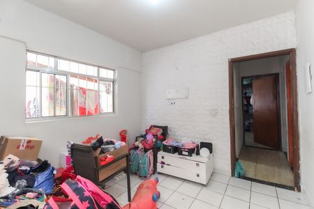 Casa à venda com 250m², 4 quartos e 3 vagas Casa à venda com 250m², 4 quartos e 3 vagasSala Casa 2