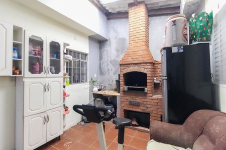 Casa à venda com 250m², 4 quartos e 3 vagas Casa à venda com 250m², 4 quartos e 3 vagasChurrasqueira - Área de Serviço