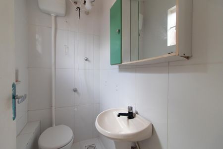 Casa para alugar com 378m², 2 quartos e 1 vagaBanheiro - Casa 2