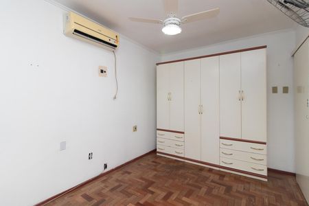 Casa para alugar com 378m², 2 quartos e 1 vagaQuarto 2