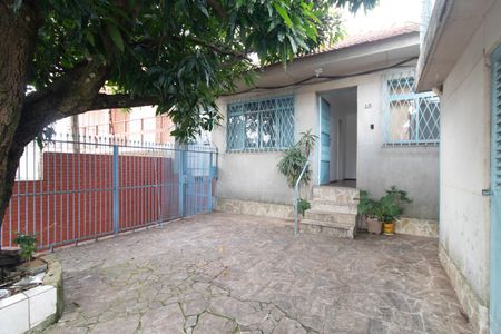 Casa para alugar com 378m², 2 quartos e 1 vagaFachada