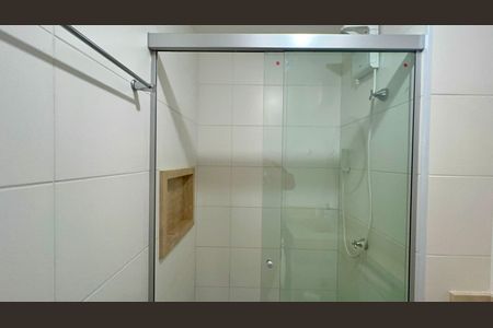 Studio para alugar com 27m², 1 quarto e sem vaga Studio para alugar com 27m², 1 quarto e sem vagaBanheiro da Suíte